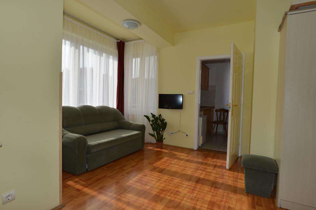 Hotel Korona Hajdúszoboszló Esterno foto