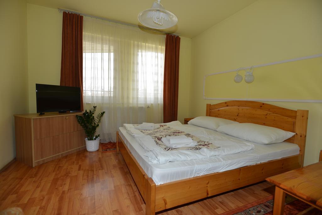 Hotel Korona Hajdúszoboszló Esterno foto