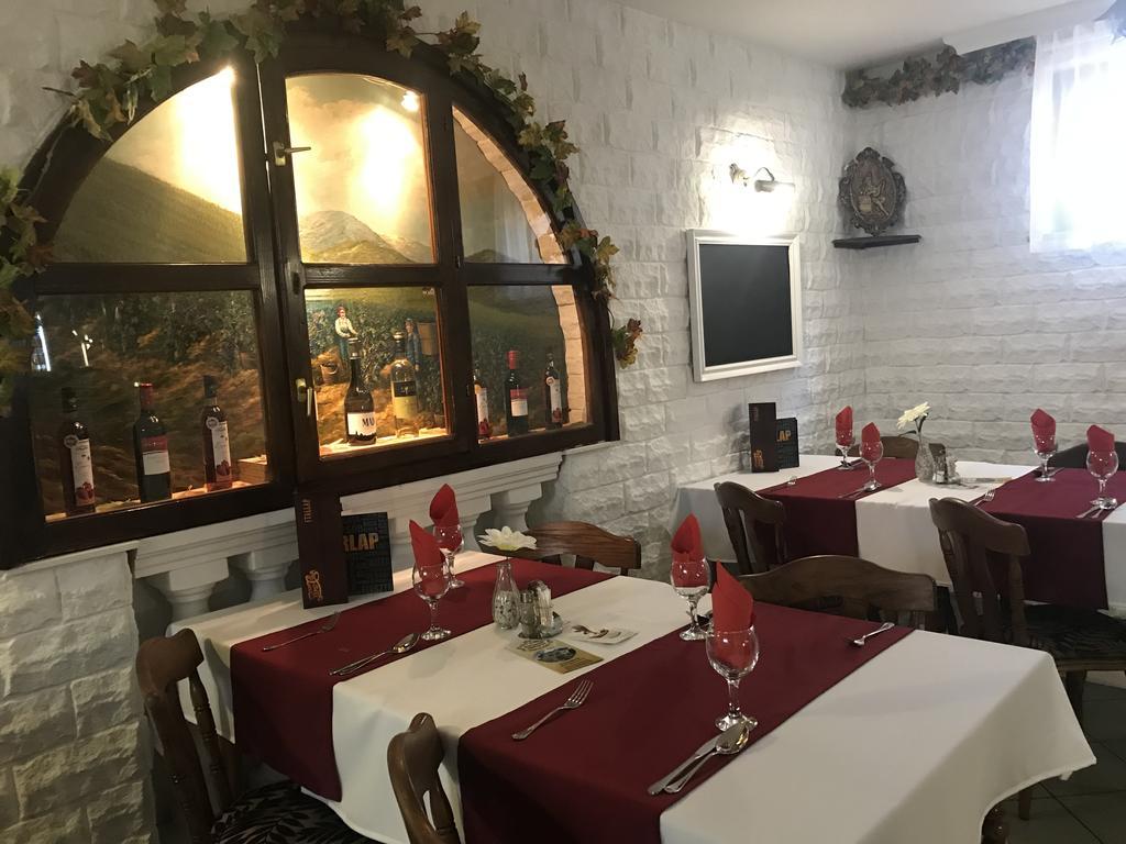 Hotel Korona Hajdúszoboszló Esterno foto