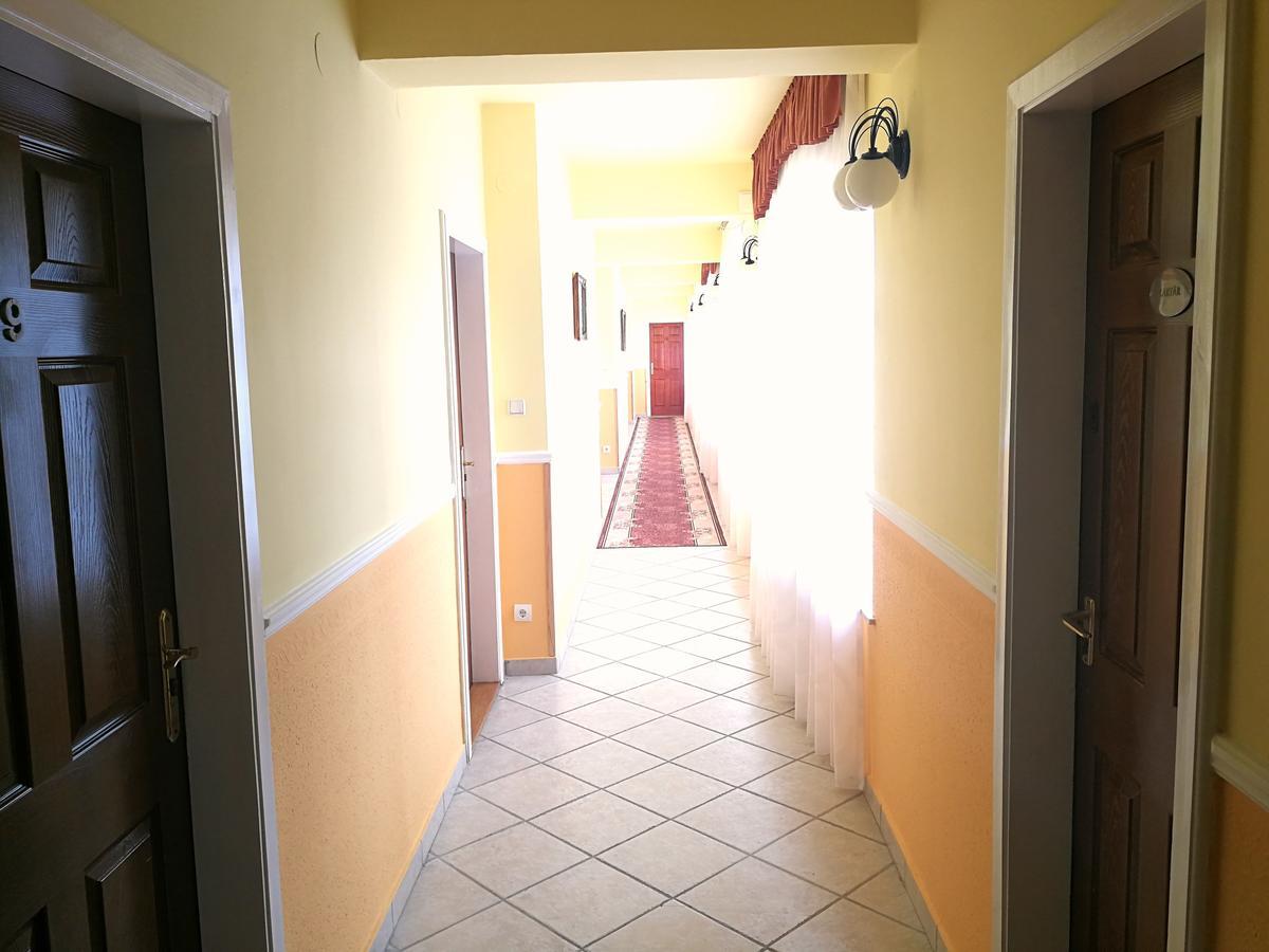 Hotel Korona Hajdúszoboszló Esterno foto