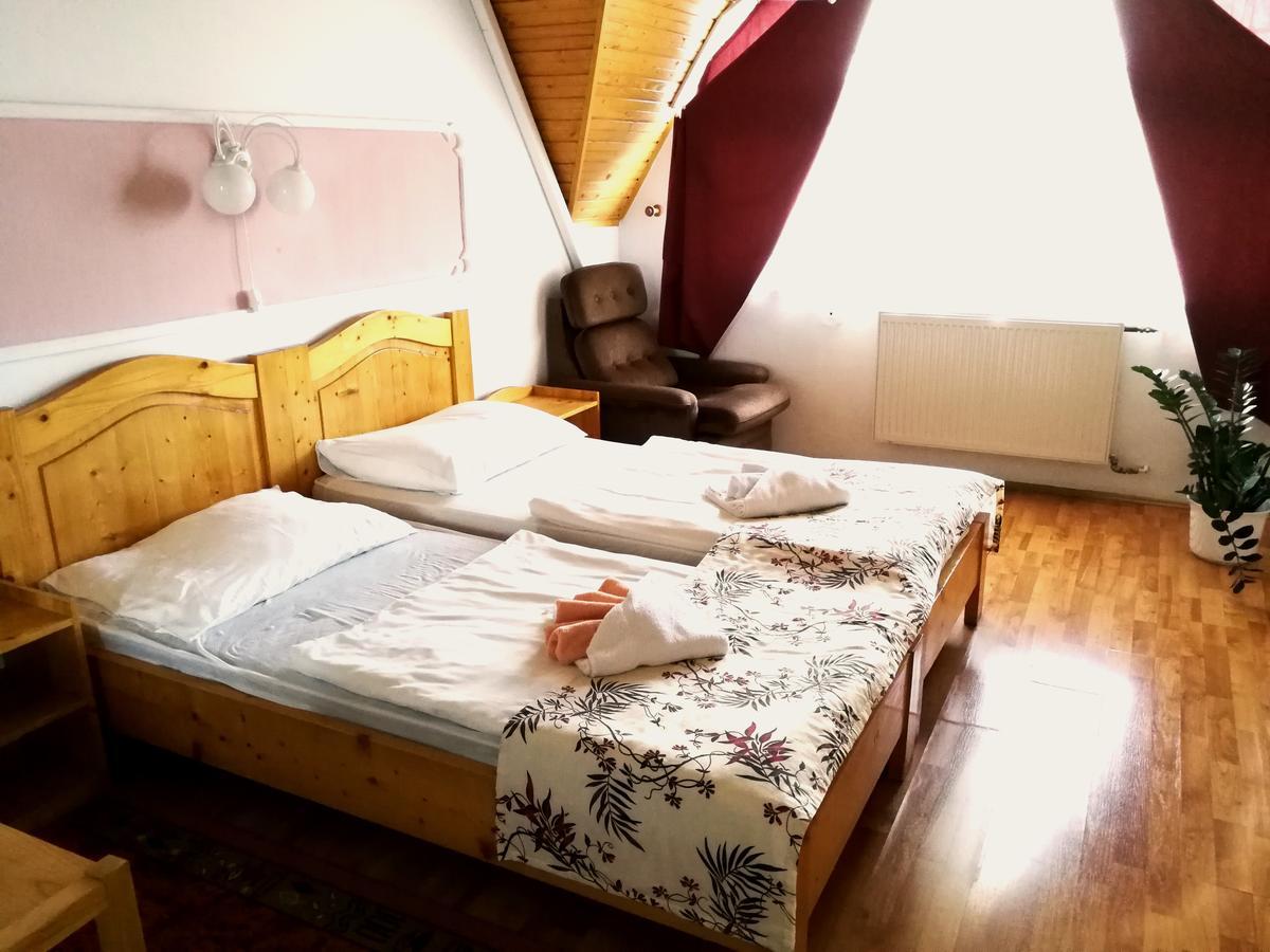 Hotel Korona Hajdúszoboszló Esterno foto